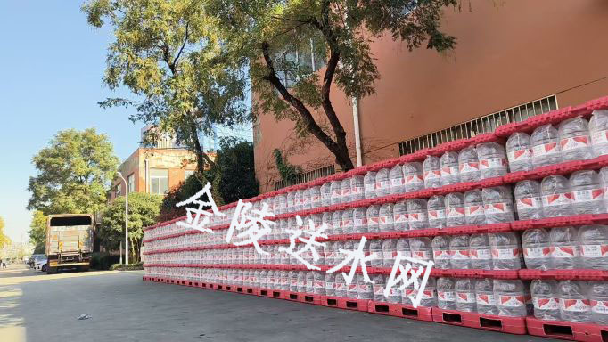 仙林哇哈哈桶装水